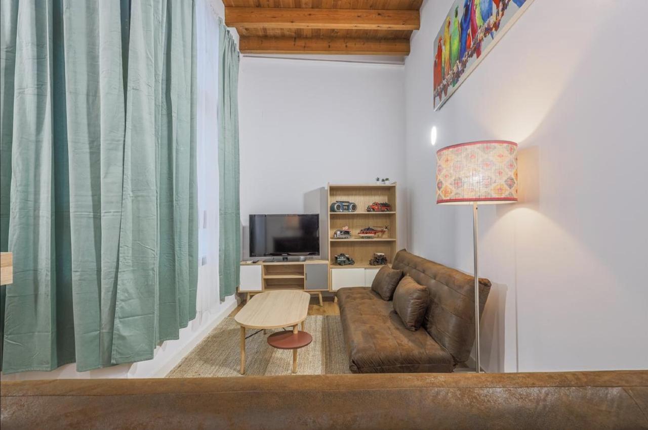 Alohamundi Castellar Apartment Seville Exterior photo